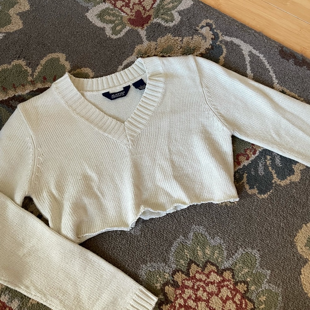 Cropped sweater